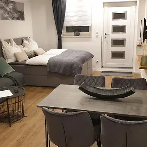 Apartment Airport Neueröffnung Oktober 2020